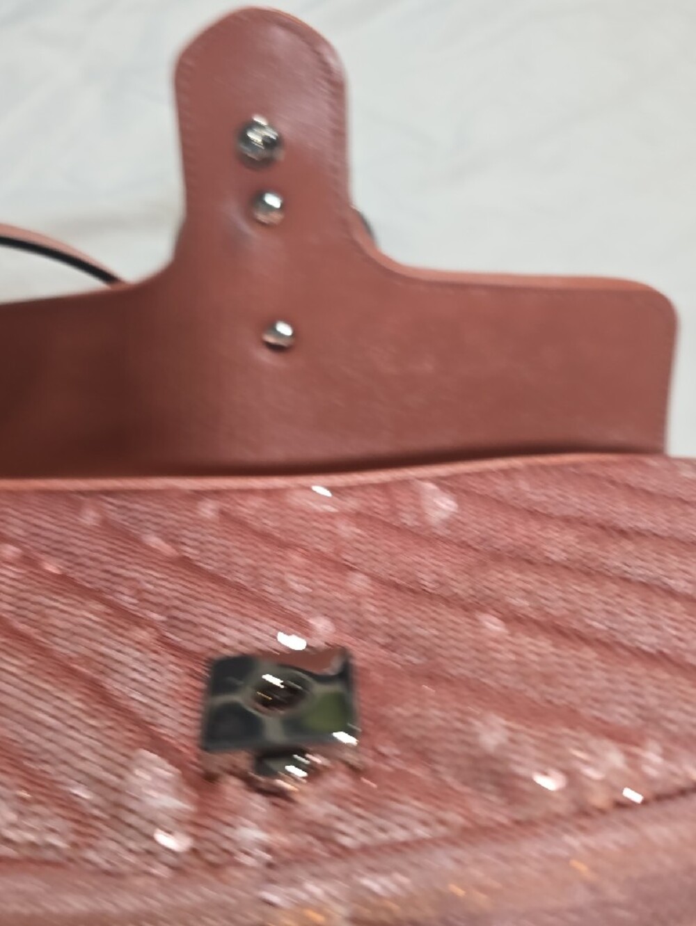 GG Marmont Small Shoulder Bag - Picture 5 of 10